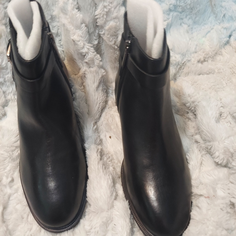 Women's hush puppies Bailey strap boots size  6.5 black leather